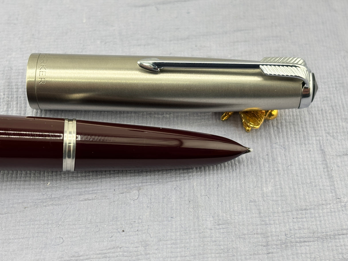 Parker 51 burgundy steel cap - Aerometric Mint condition