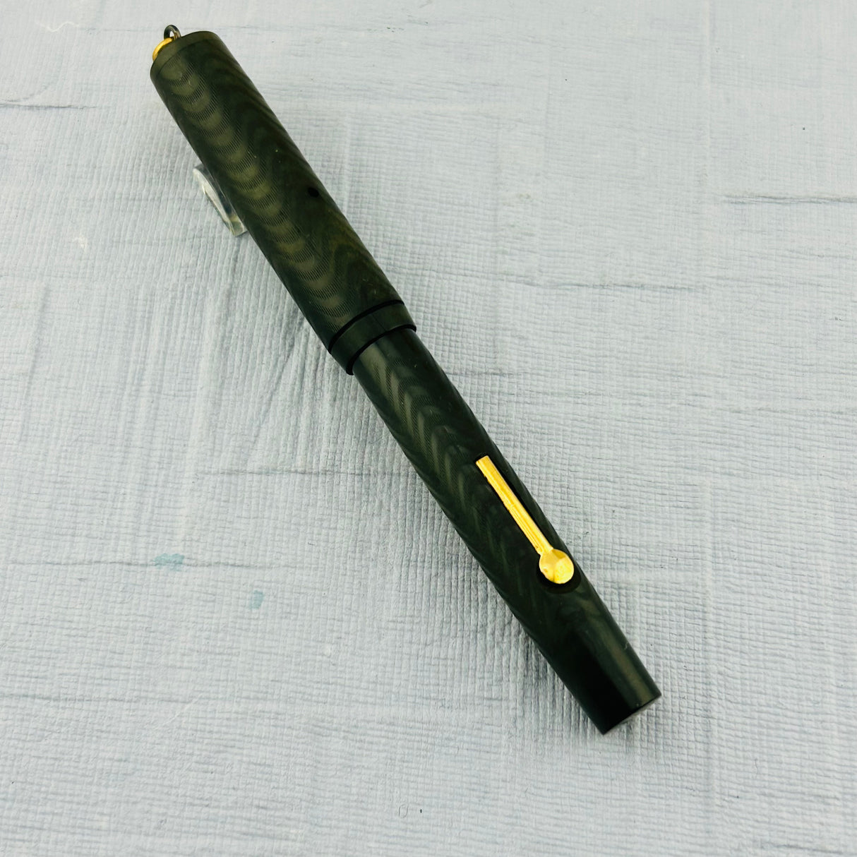 Sheaffer Black Har Rubber Chased Ring top circa 1940  - Fountain Pen