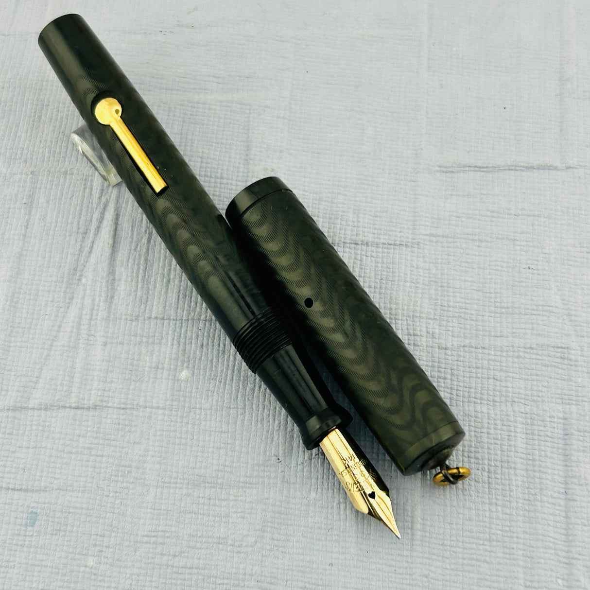 Sheaffer Black Har Rubber Chased Ring top circa 1940  - Fountain Pen