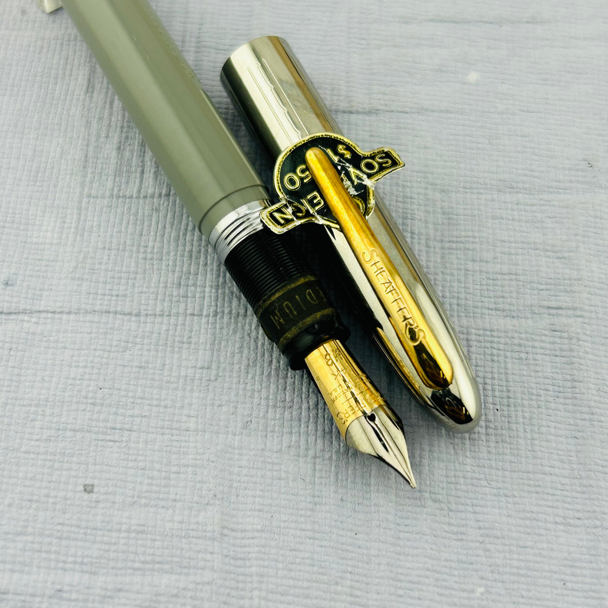 Sheaffer Sovereign Set Grey Chrome cap " New Old stock " original stickers on it   - Fountain Pen