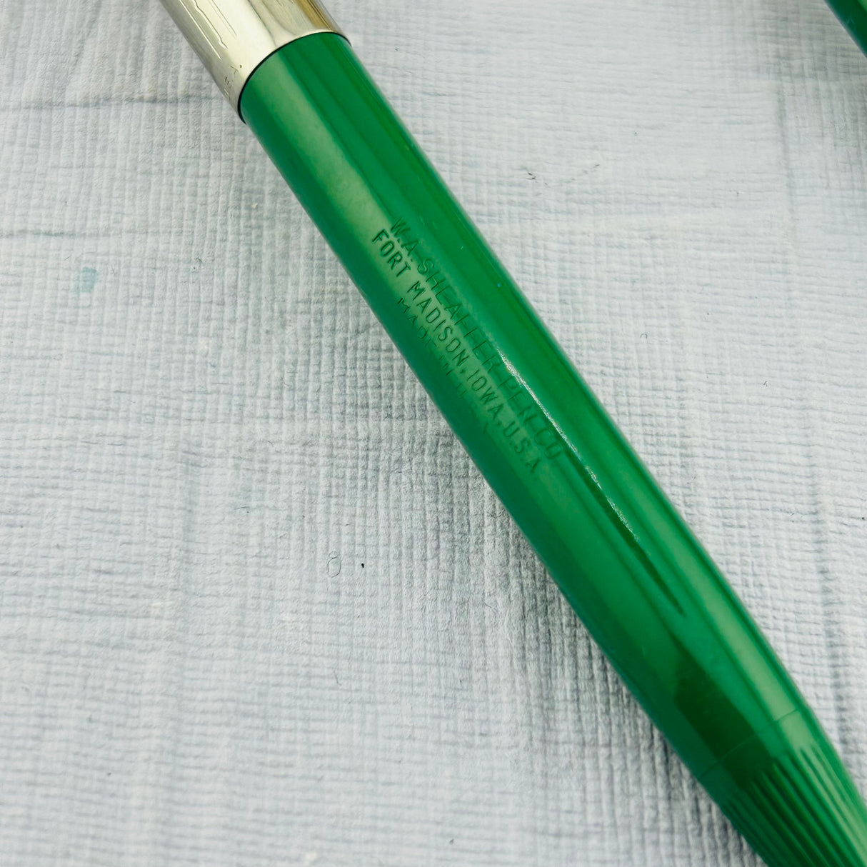 Sheaffer Sovereign Set Green Chrome cap " New Old stock " original stickers on it   - Fountain Pen