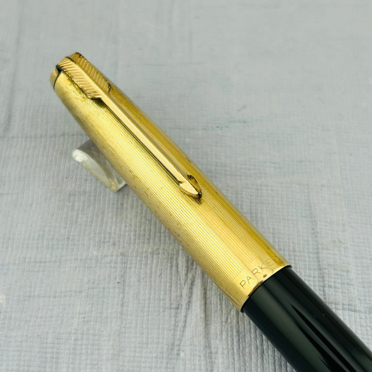 Parker 51 Aerometric Black Gold Cap - Fountain Pen
