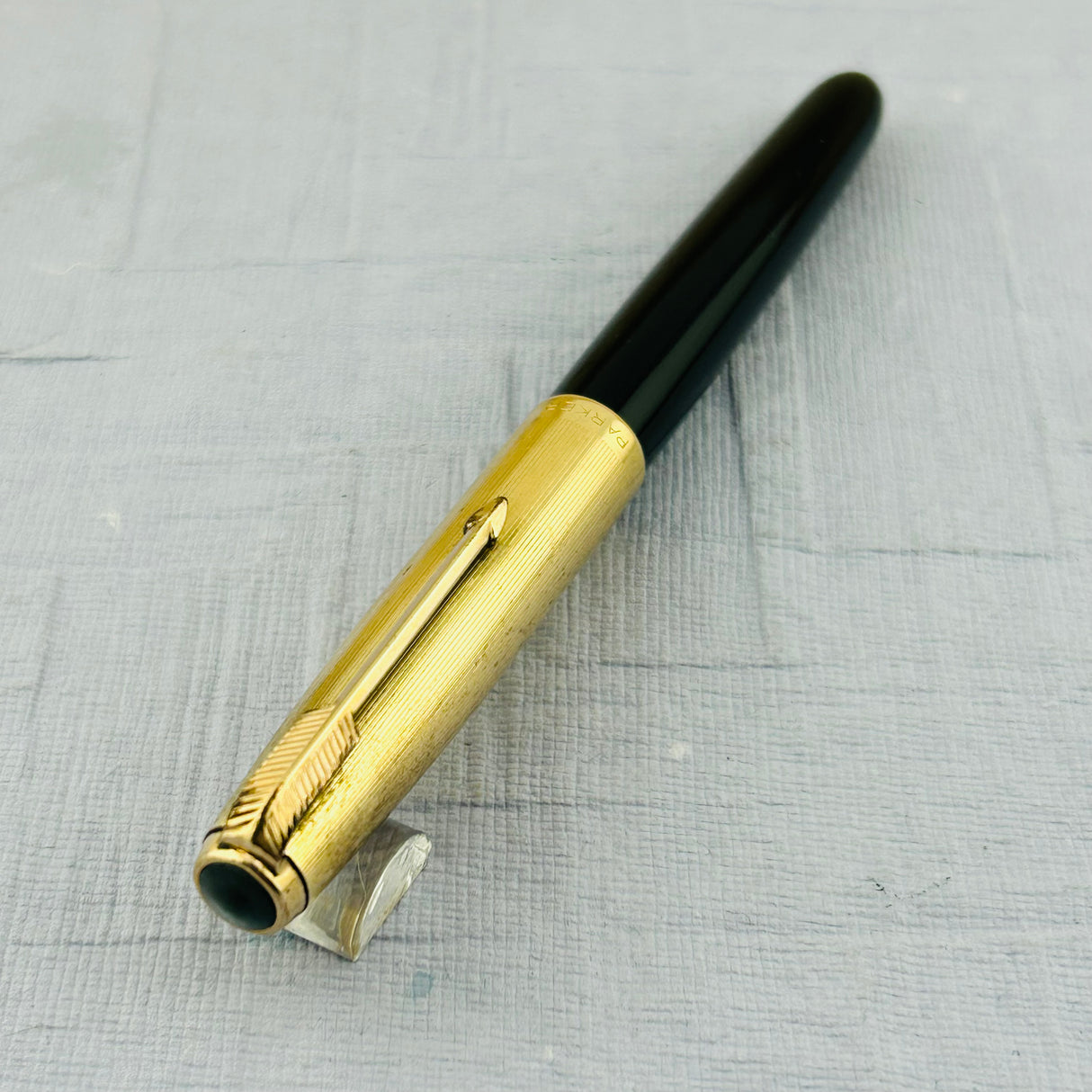 Parker 51 Aerometric Black Gold Cap - Fountain Pen