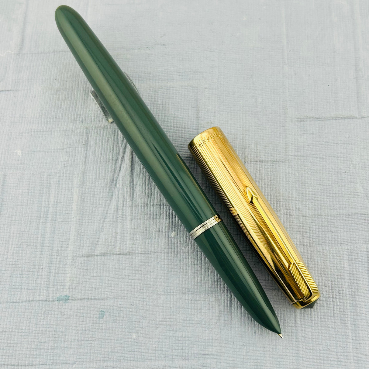 Parker 51 Aerometric Grey Gold Cap - Fountain Pen