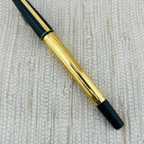 S.T. Dupont St Germain Collection Green Cap Gold Fluted Barrel Gold Nib 18k - Fountain Pen