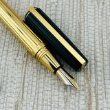 S.T. Dupont St Germain Collection Green Cap Gold Fluted Barrel Gold Nib 18k - Fountain Pen