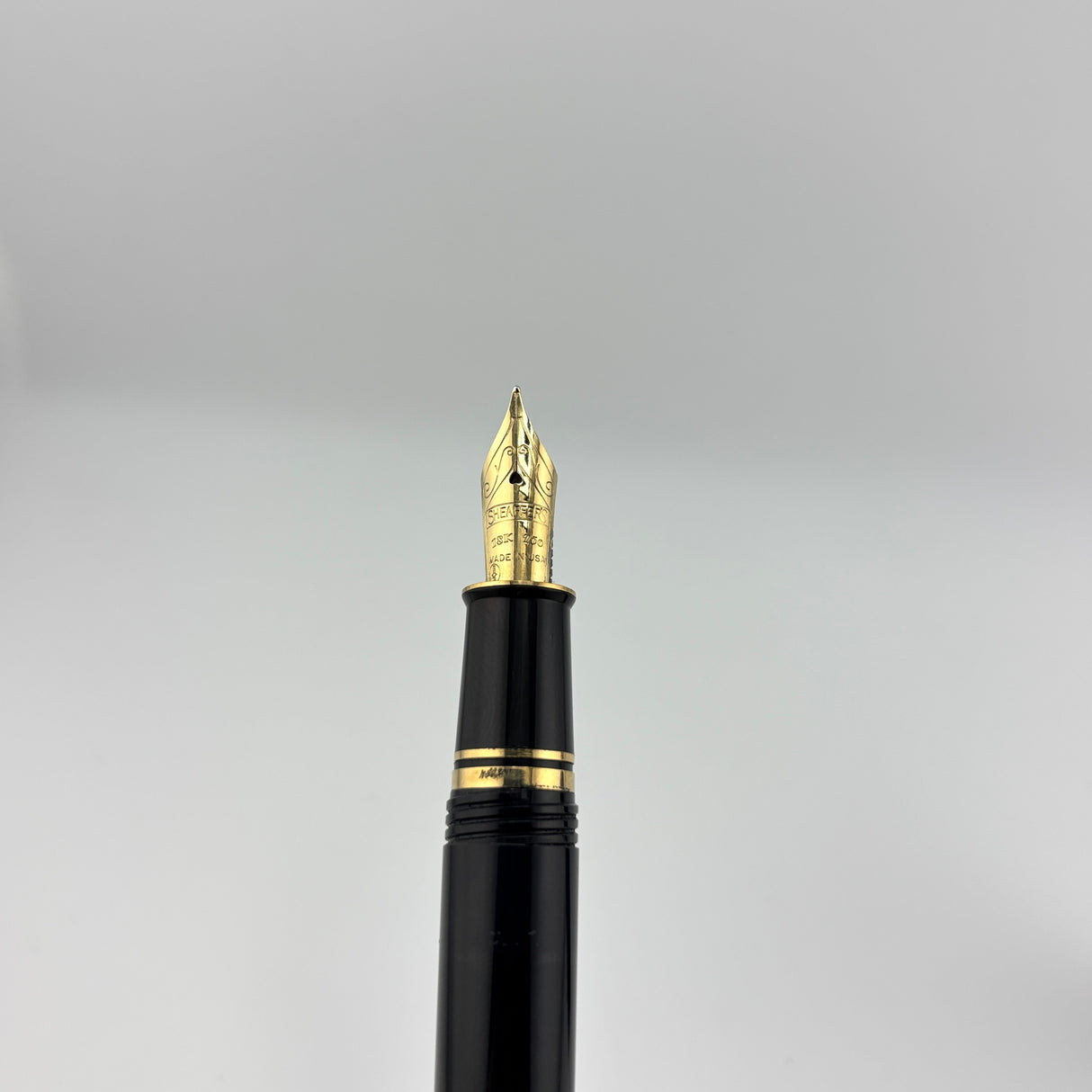 Sheaffer  Connaisseur Black gold trim nib 18K - Fountain Pen