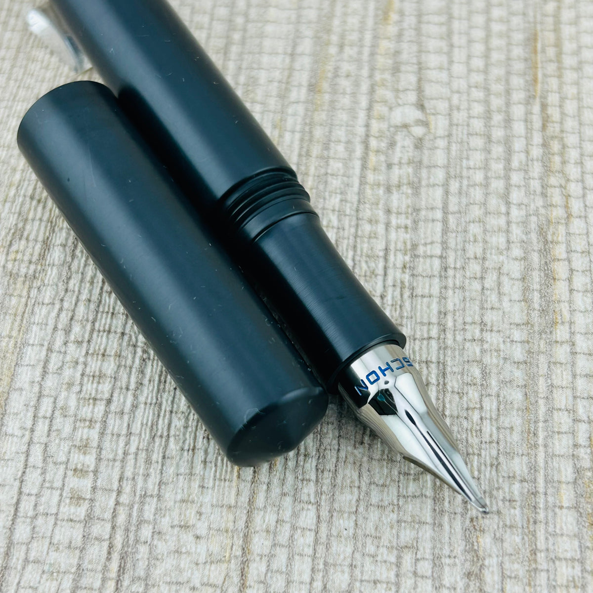 Schon DSGN Monoc - Fountain Pen