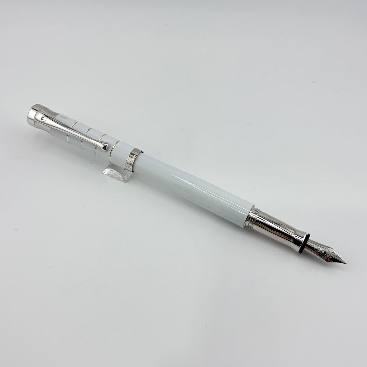 Waldmann Tango Imagination brillant white  - Fountain Pen