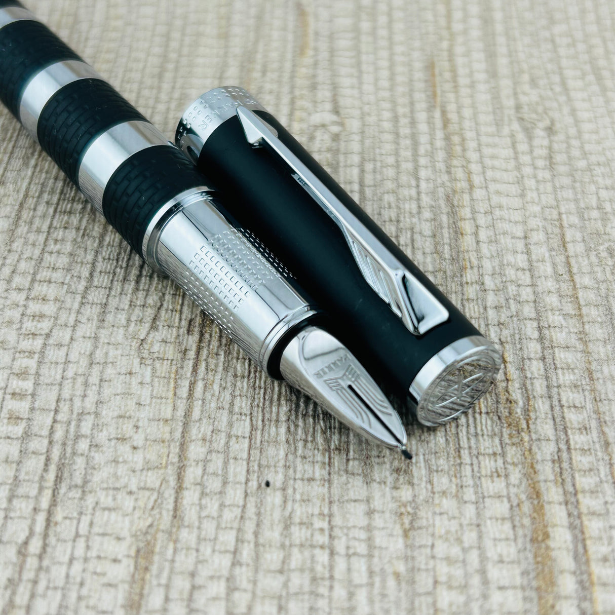 Parker 5th Ingenuity Hoodie Black Rubber - Rollerball Pen
