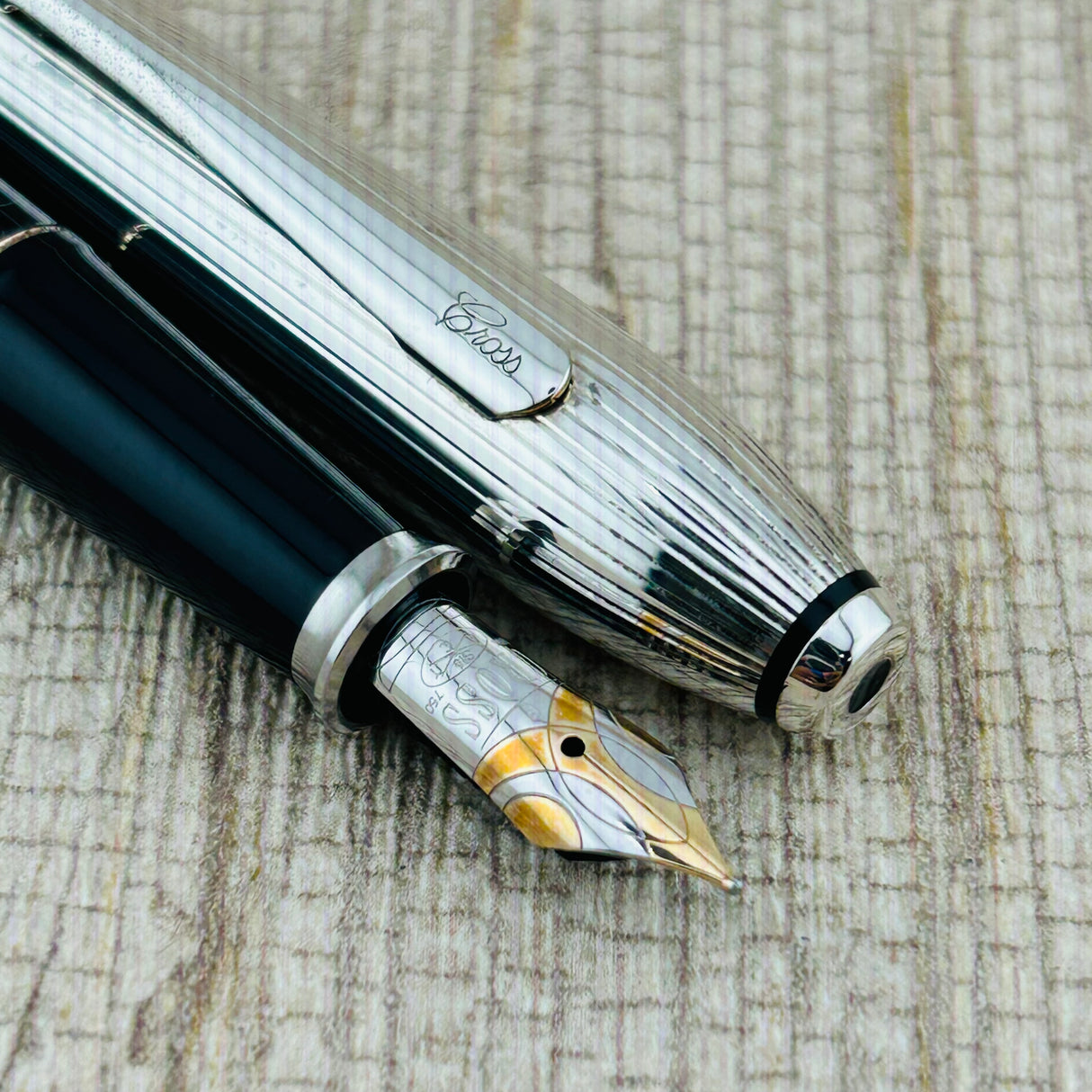 Cross Townsend Black with Line Silver Cap - Fountain Pen