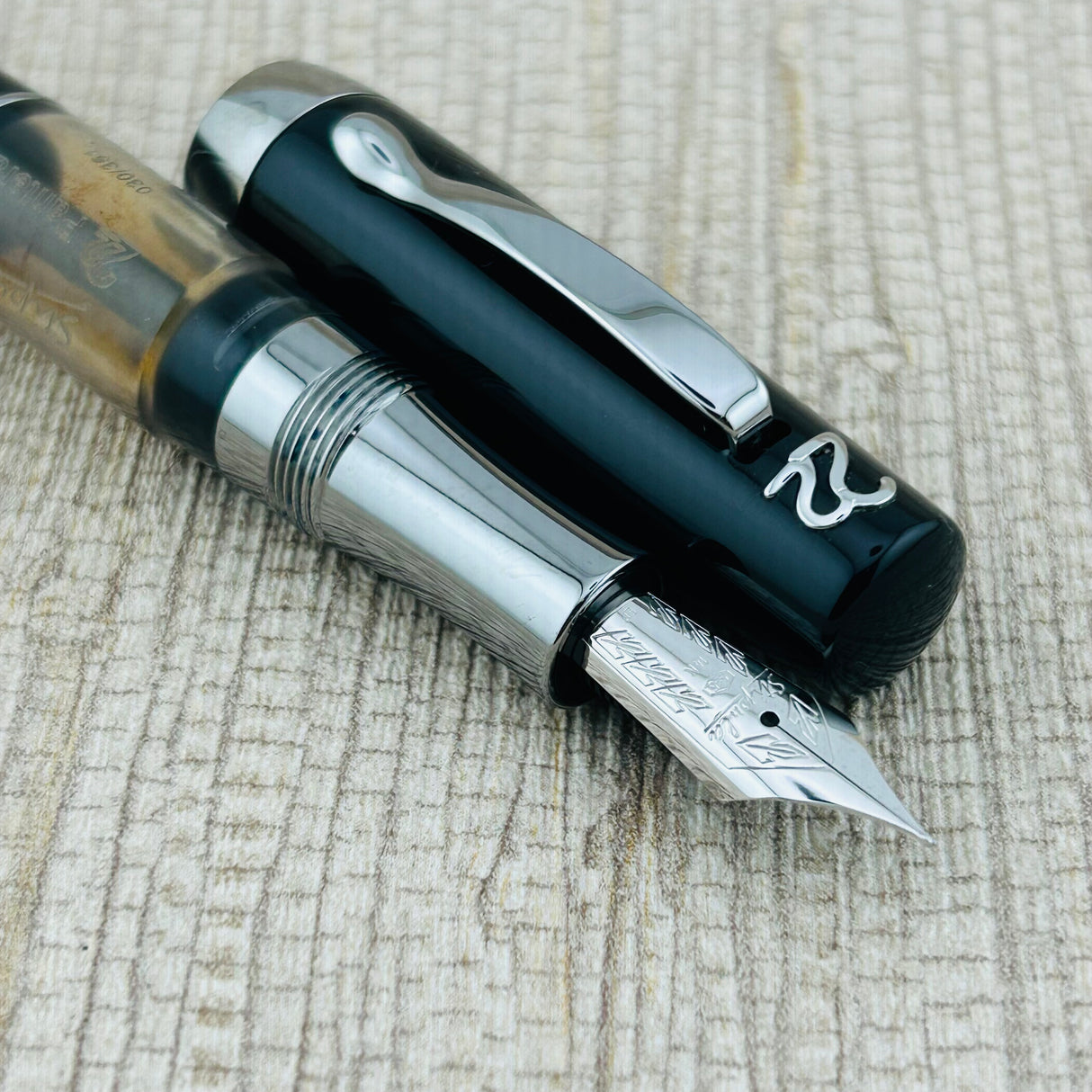 Stipula Ventidue 22  Black #030/351 - Fountain Pen