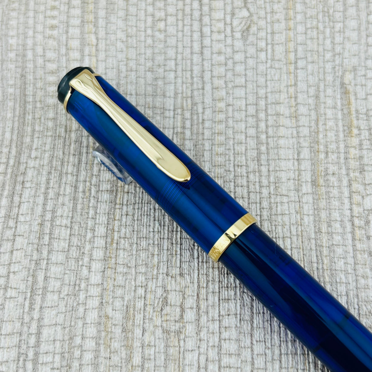 Pelikan M200 Clear Blue Demonstrator - Fountain Pen