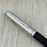 Waterman Hemisphere Deluxe Metal Black - Fountain Pen