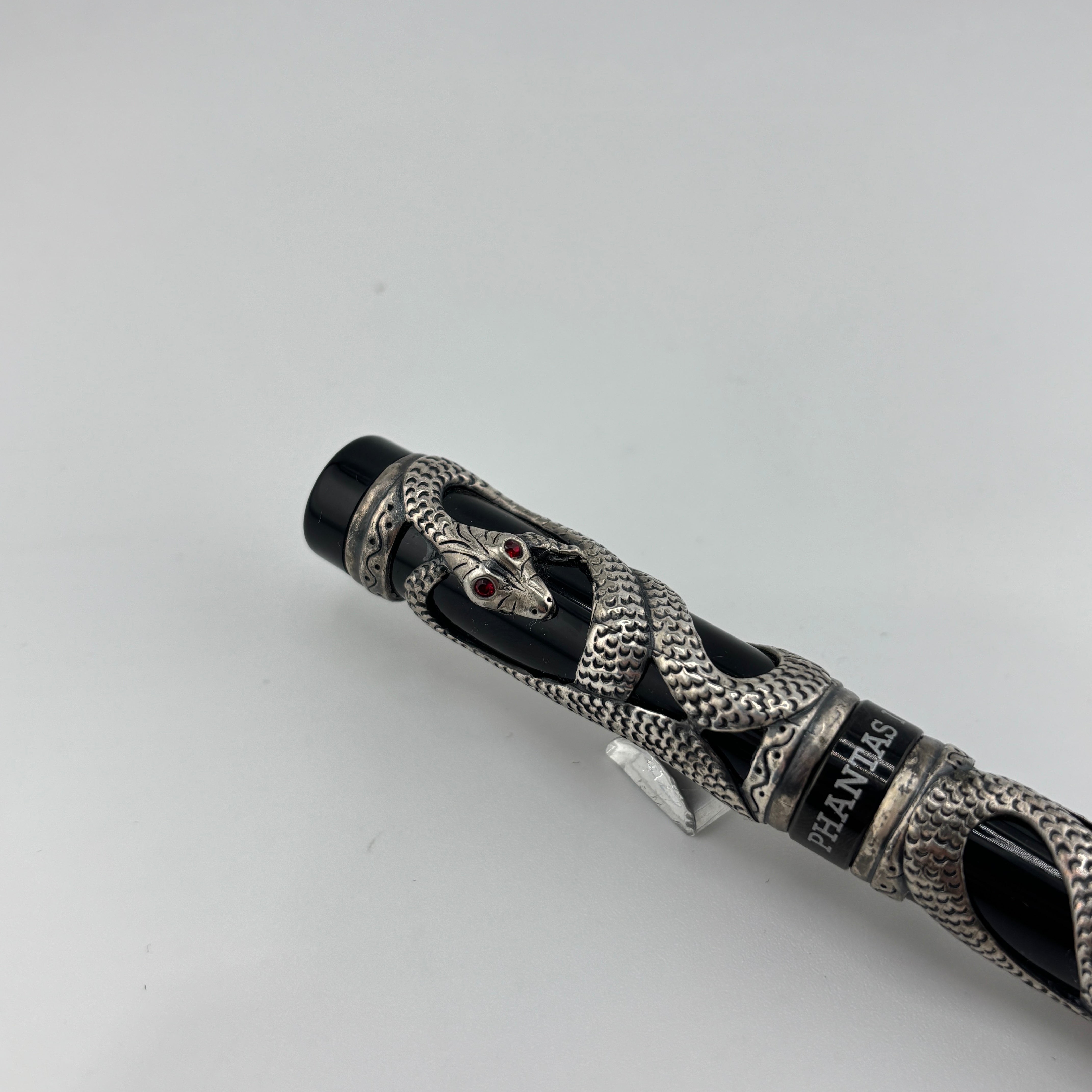 Danitrio Phantas 1 Snake - Rollerball Pen – Fountain Pen Hospital