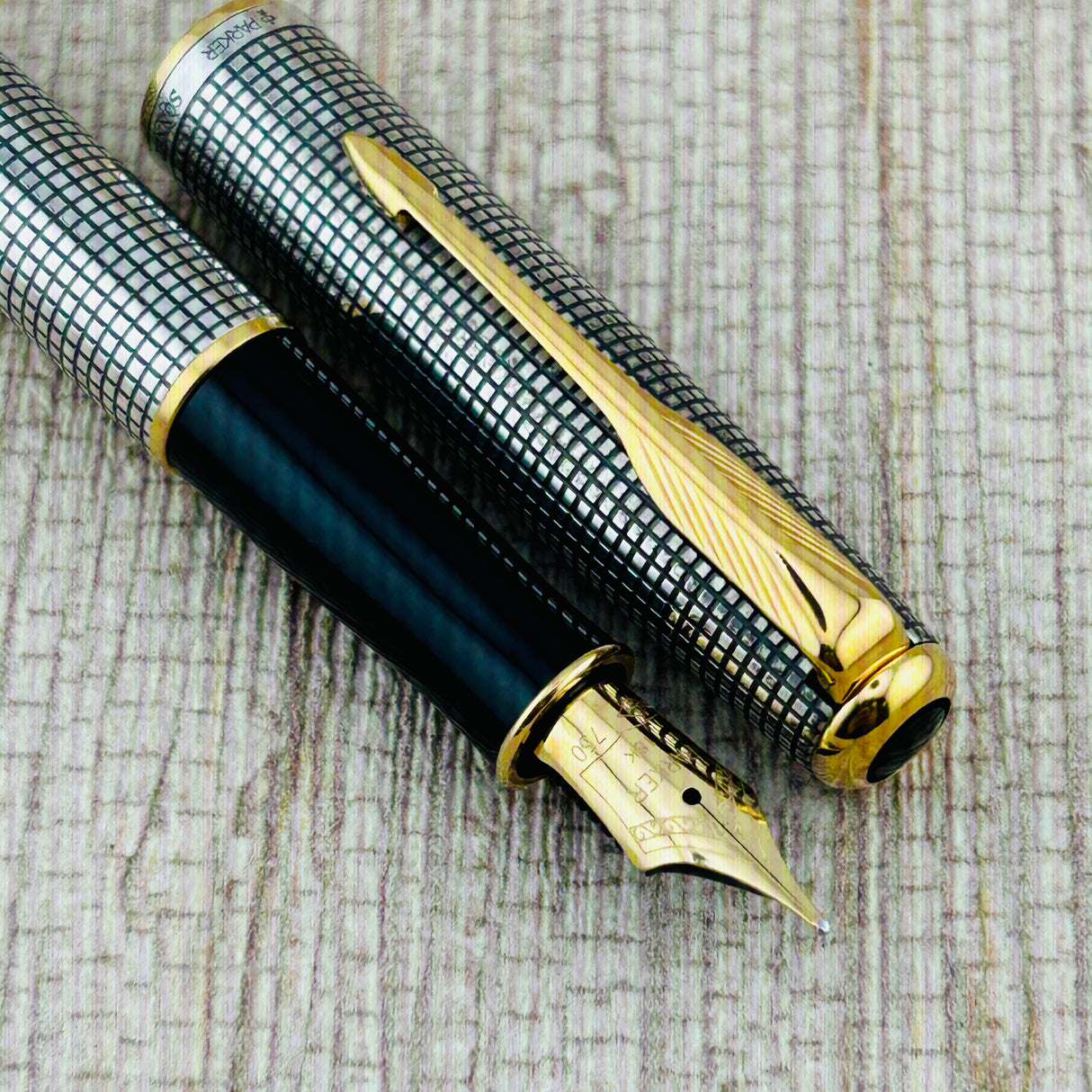 Parker Sonnet Sterling Silver Cisele Cross Hatch - Fountain Pen