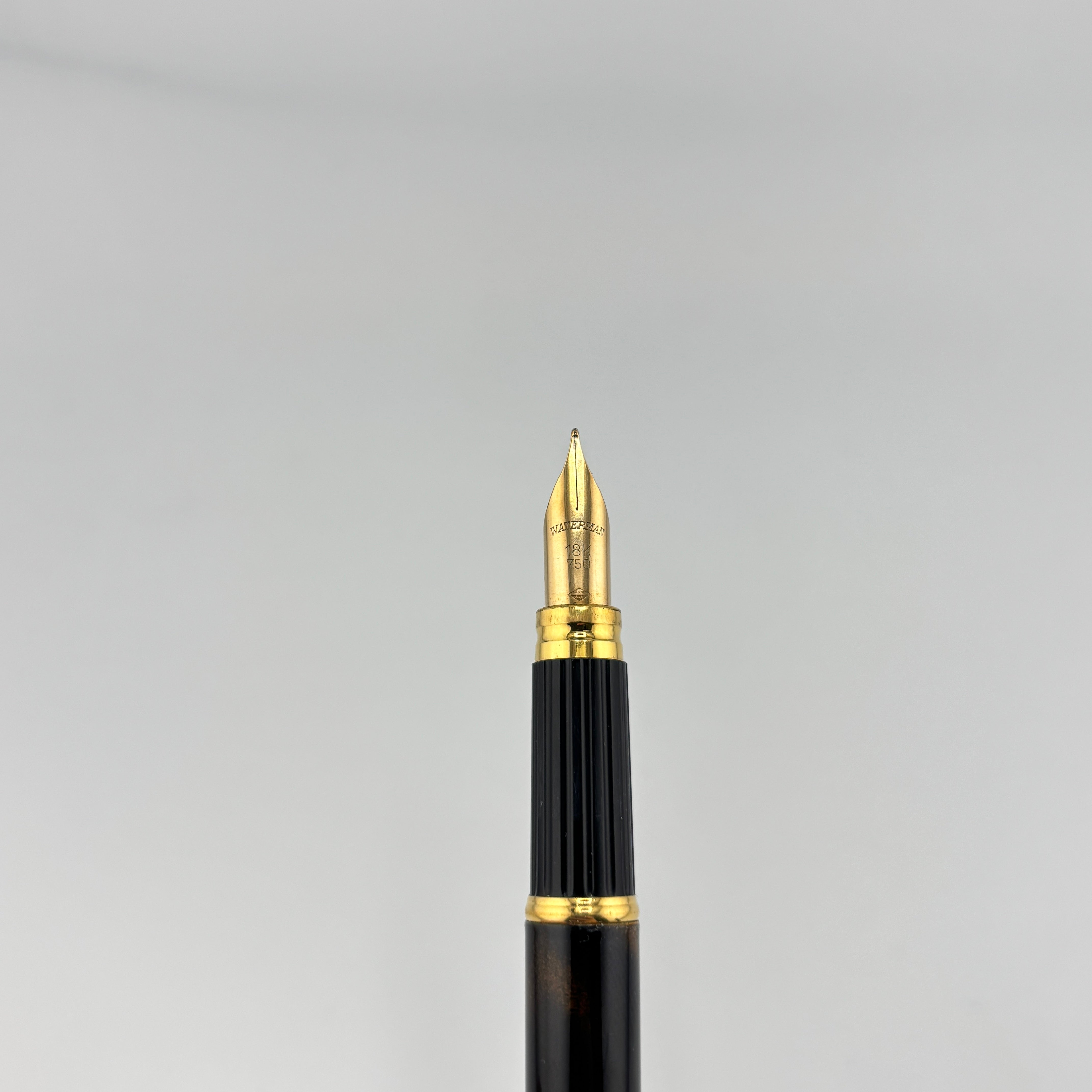 Waterman Executive Brown Tortoise 18K gold nib - Fountain Pen