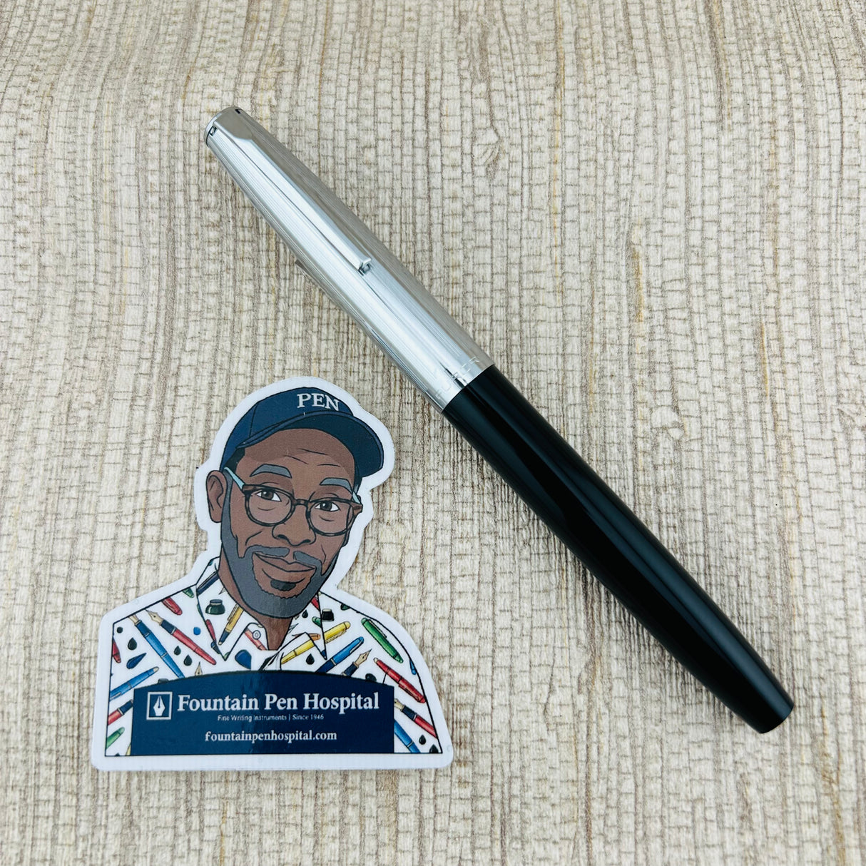 Aurora Duo Cart Black with Chrome Lined Cap - Fountain Pen