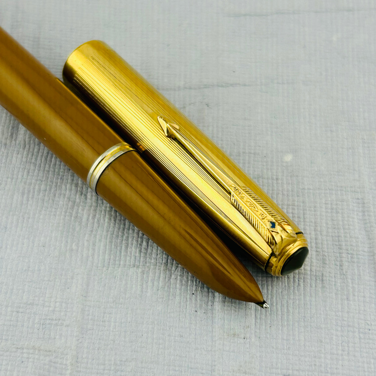 Parker 51 Vacumatic Yellowstone Mustard - Fountain Pen
