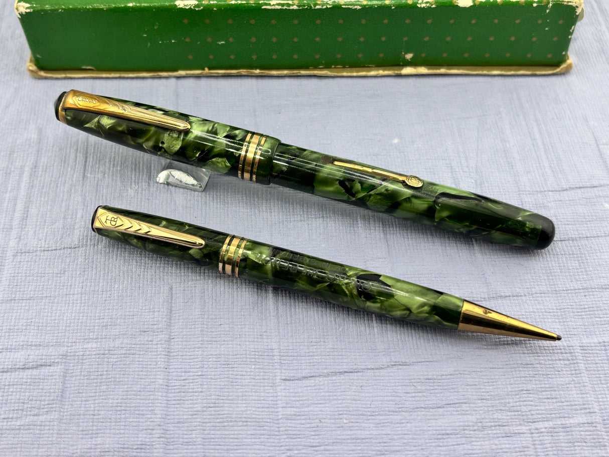 Onoto Delarue Green Celluloid Set boxed - Beautiful color and set Mint !