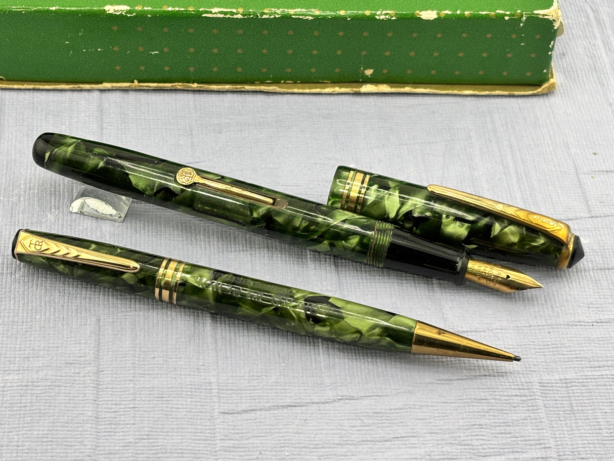Onoto Delarue Green Celluloid Set boxed - Beautiful color and set Mint !