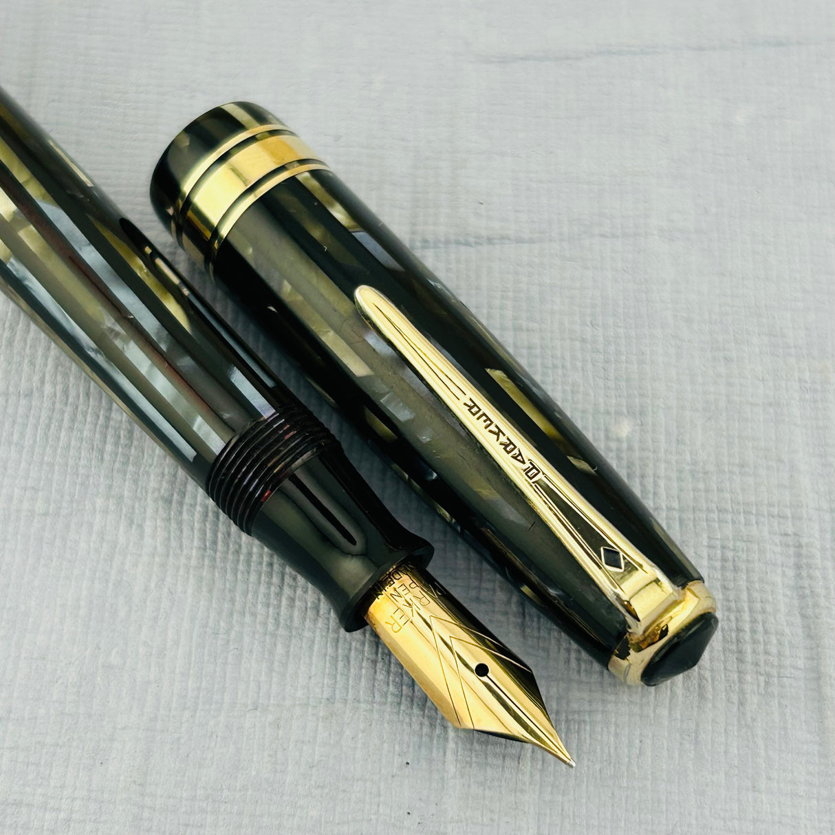 Parker Duofold Senior "Duovac" Stripped Blue and Grey - Fountain Pen