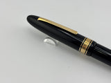 OMAS Largest Ogiva "Extra" Black  Fountain Pen - Medium 18kt Gold Nib