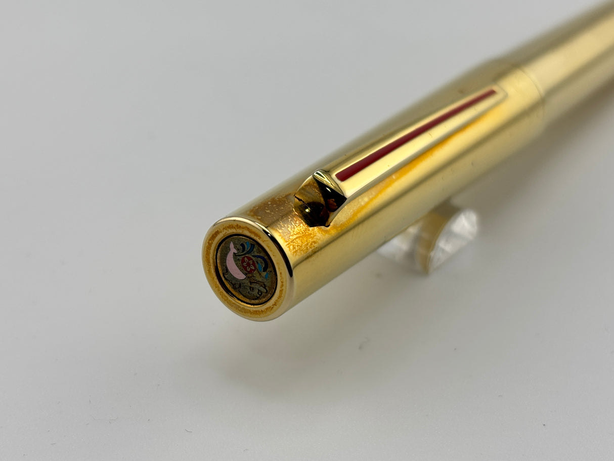 OMAS 1997 Hong Kong Return to The Motherland Gold-Plated Non-Limited Special Edition Fountain Pen - Broad 18kt Gold Nib