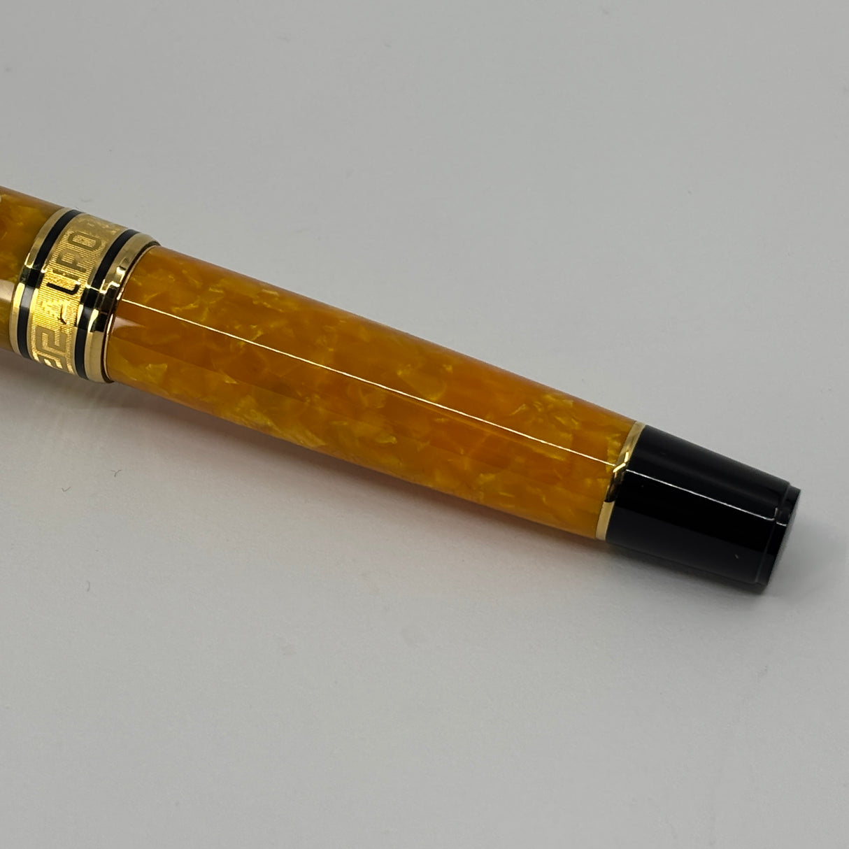 Aurora Optima Marbled Orange Sole Limited Edition Fountain Pen - Flexible Extra Fine 18kt Gold Nib