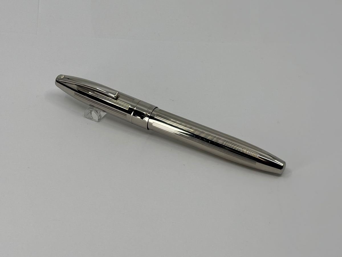 Sheaffer Fine Line Sheaffer Legacy II Fountain Pen - Platinum-Plated Etched Vertical Line ...
