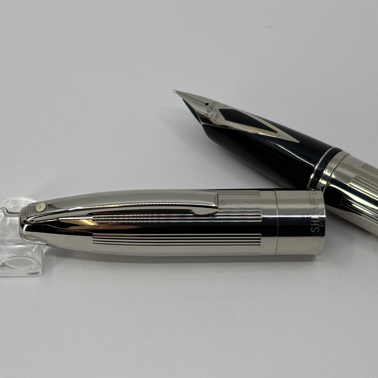 Sheaffer Legacy II Fountain Pen - Platinum-Plated Etched  Vertical Line Design - Fine 18kt Gold Nib