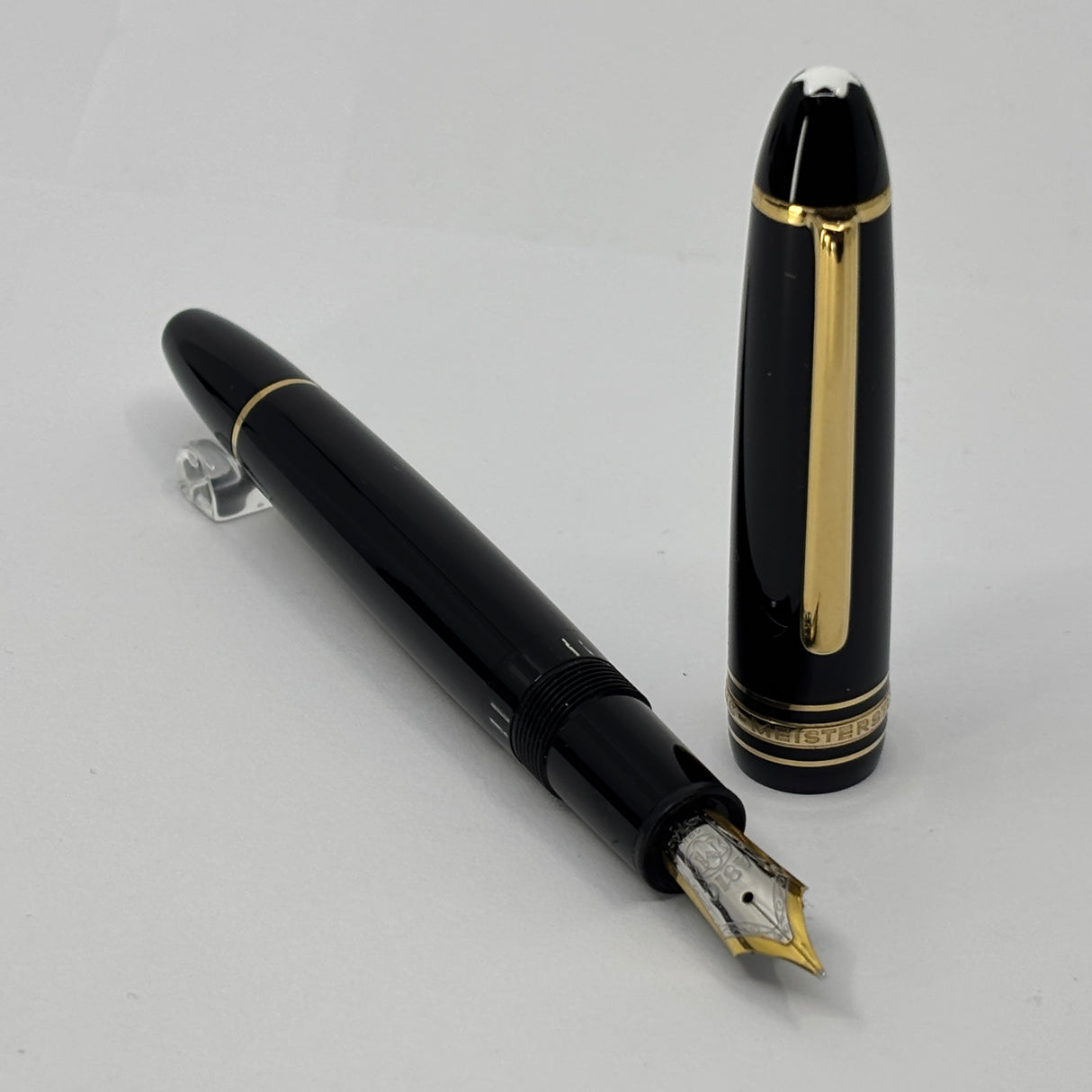 Montblanc #146 Black Resin LeGrand Meisterstuck Fountain Pen  - Fine 18kt Gold Nib (Generally Sold with 14kt Nib)