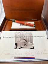 Parker Duofold Centennial (Largest Size) Douglas MacArthur/World War II Commemorative Limited Edition Fountain Pen - Medium 18kt Gold Nib