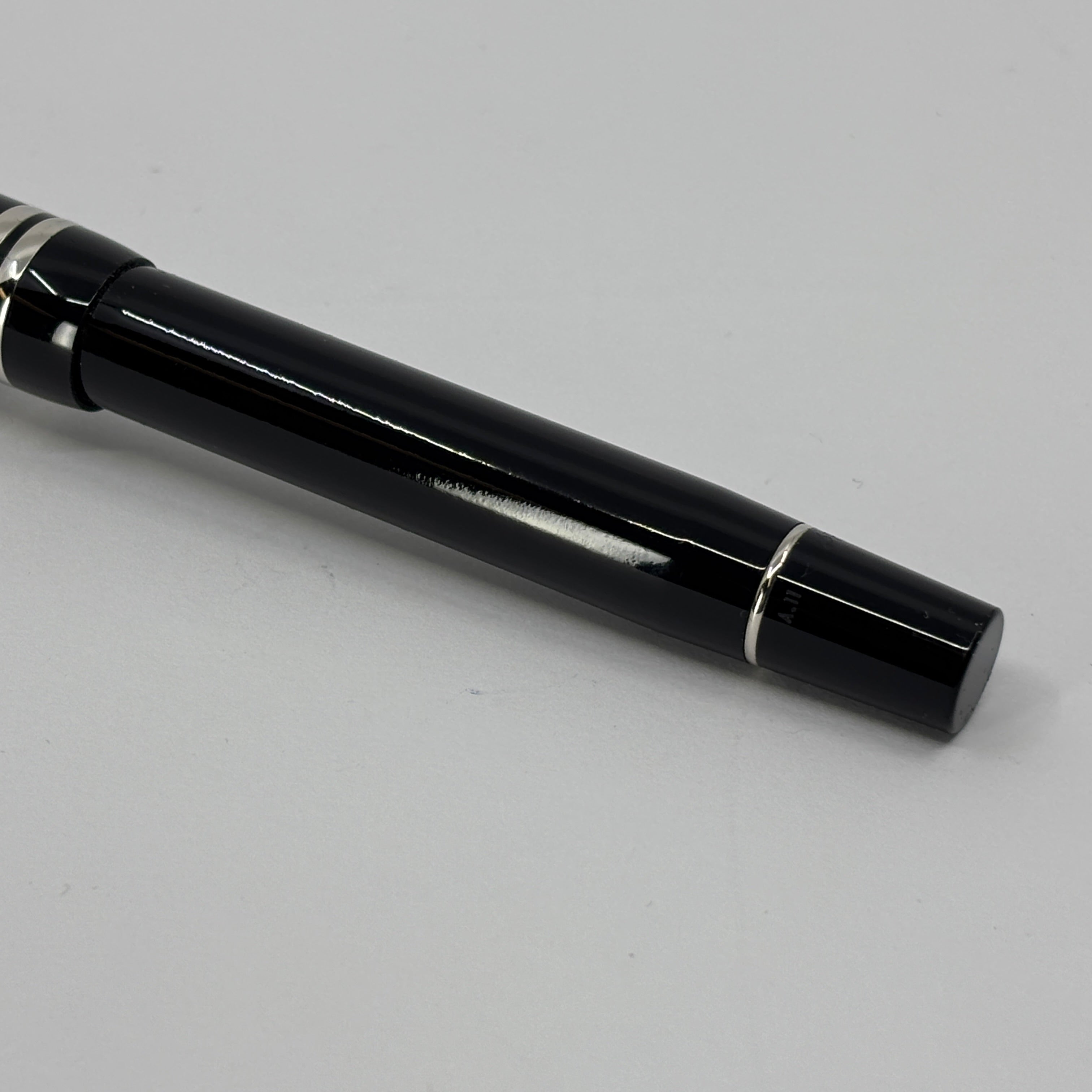 Parker Duofold International (Standard Size) Black Fountain Pen