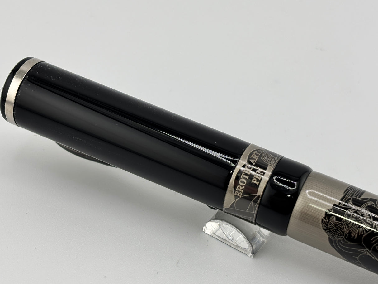 Visconti Casanova Erotic Art Limited Edition Fountain Pen - Fine 18kt Gold Nib