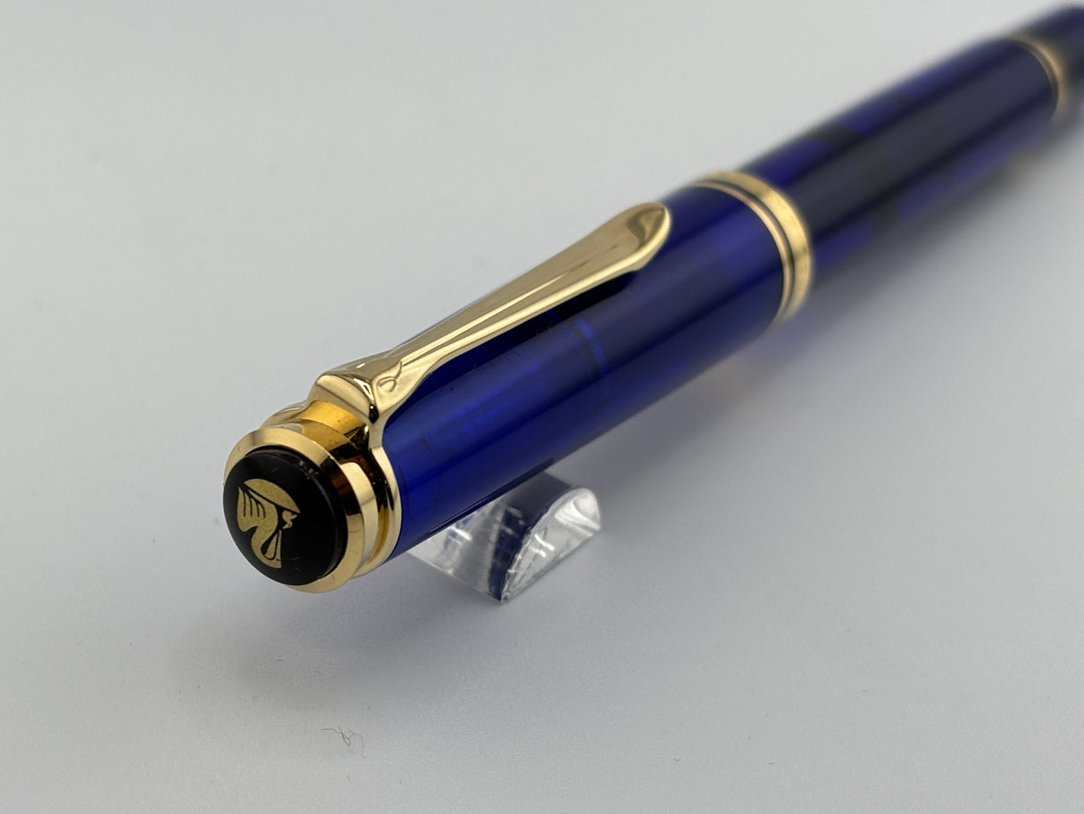 Pelikan M600 Marine Blue Transparent Fountain Pen - Broad 14kt Gold Nib