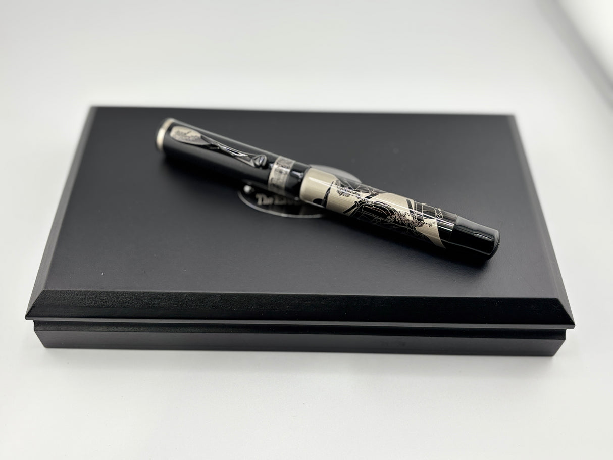 Visconti Casanova Erotic Art Limited Edition Fountain Pen - Fine 18kt Gold Nib