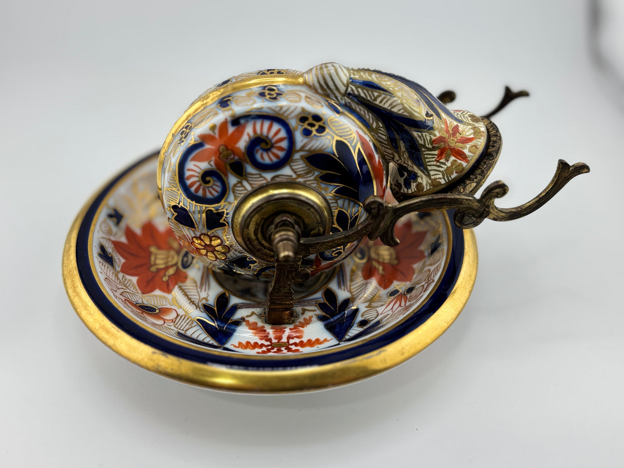 Inkwell Vintage circa 1880 excellent condition -  represents a shell