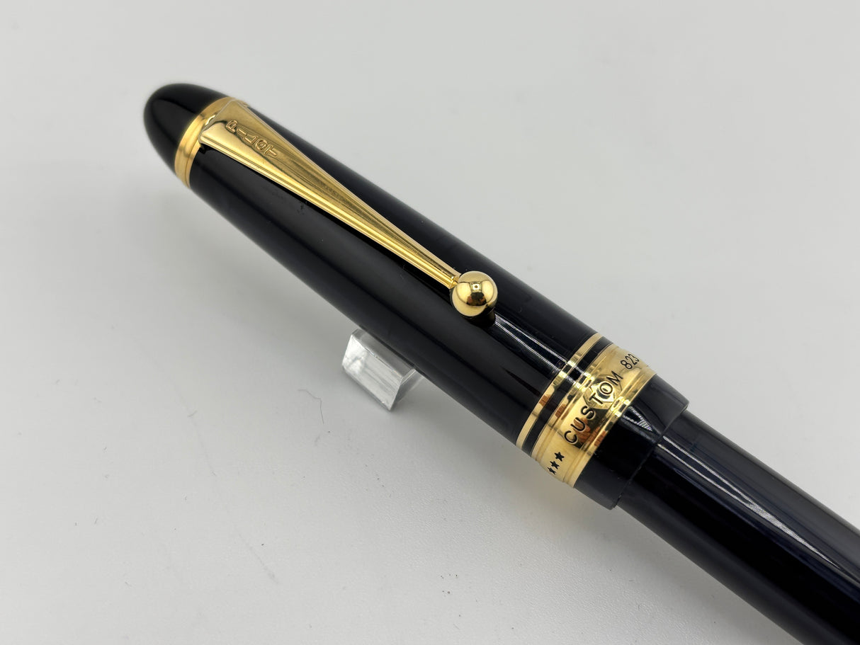Pilot Custom 823 Black Smoke Gold Trim Piston filler - Medium 14K Nib