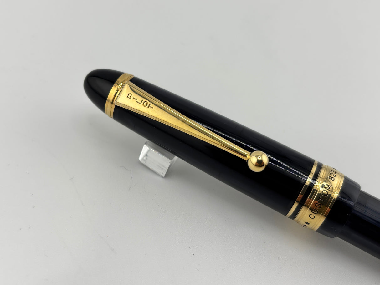 Pilot Custom 823 Black Smoke Gold Trim Piston filler - Medium 14K Nib