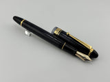 Pilot Custom 823 Black Smoke Gold Trim Piston filler - Medium 14K Nib