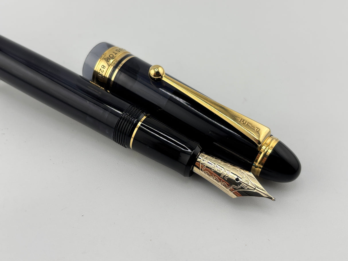 Pilot Custom 823 Black Smoke Gold Trim Piston filler - Medium 14K Nib