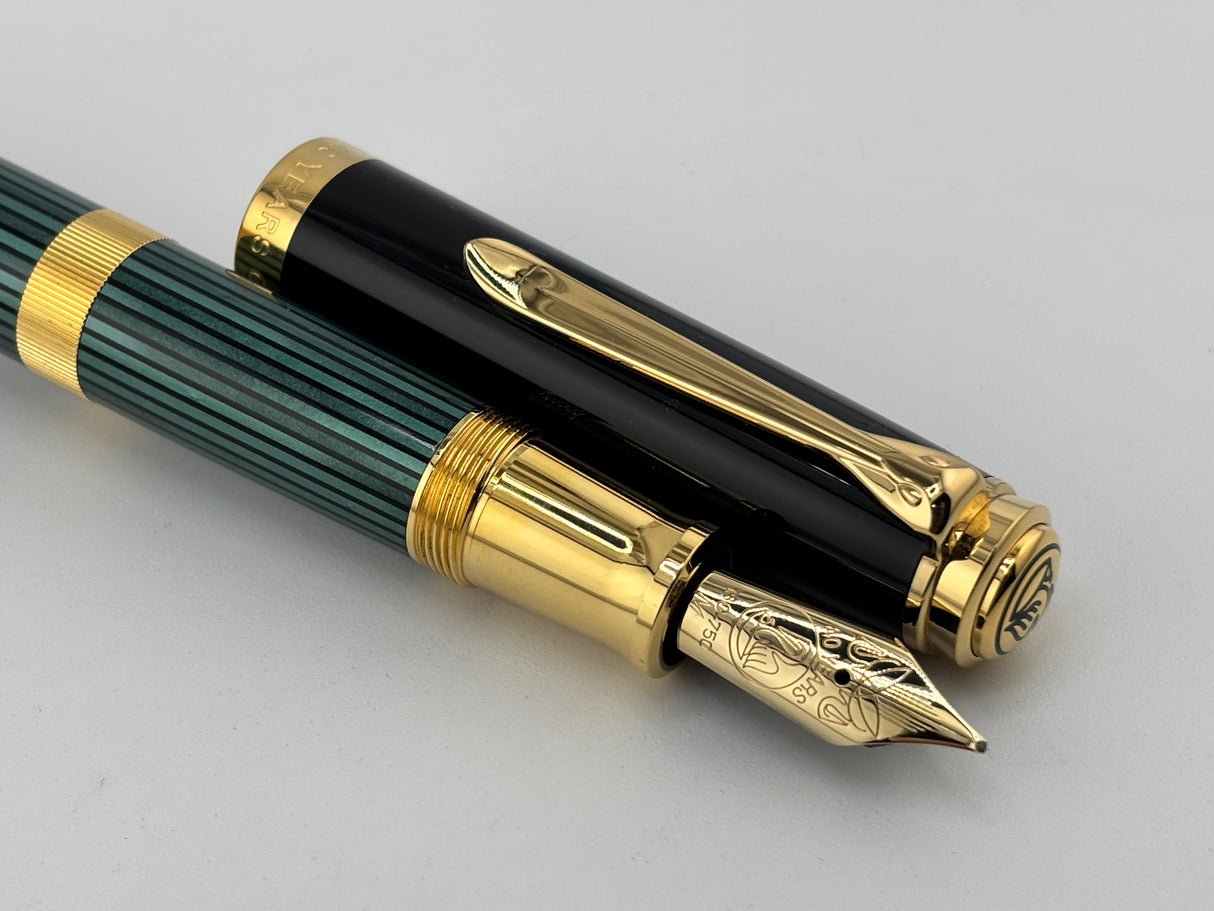 Pelikan Souverän M800 Fountain Pen Celebrating 40 Years of Souverän Limited Edition - Medium 18kt Gold Nib
