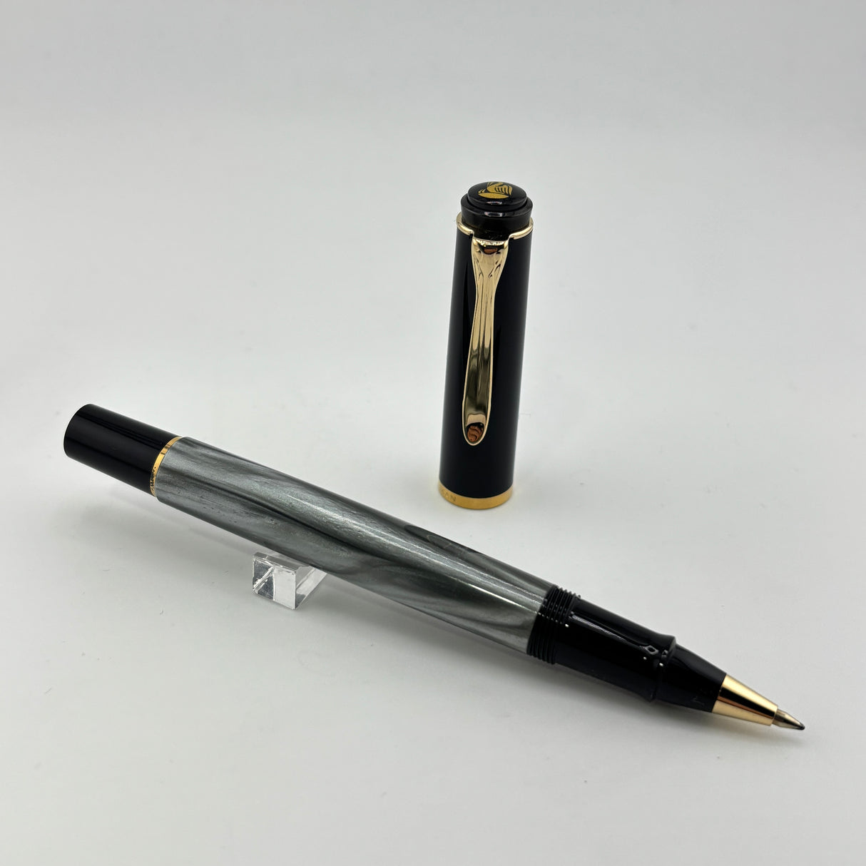 Pelikan R200 green Marble - Roller Ball