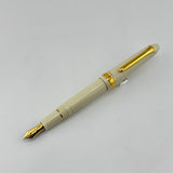 Sailor 1911 Standard size cream color gold trim 14k nib - Fountain Pen