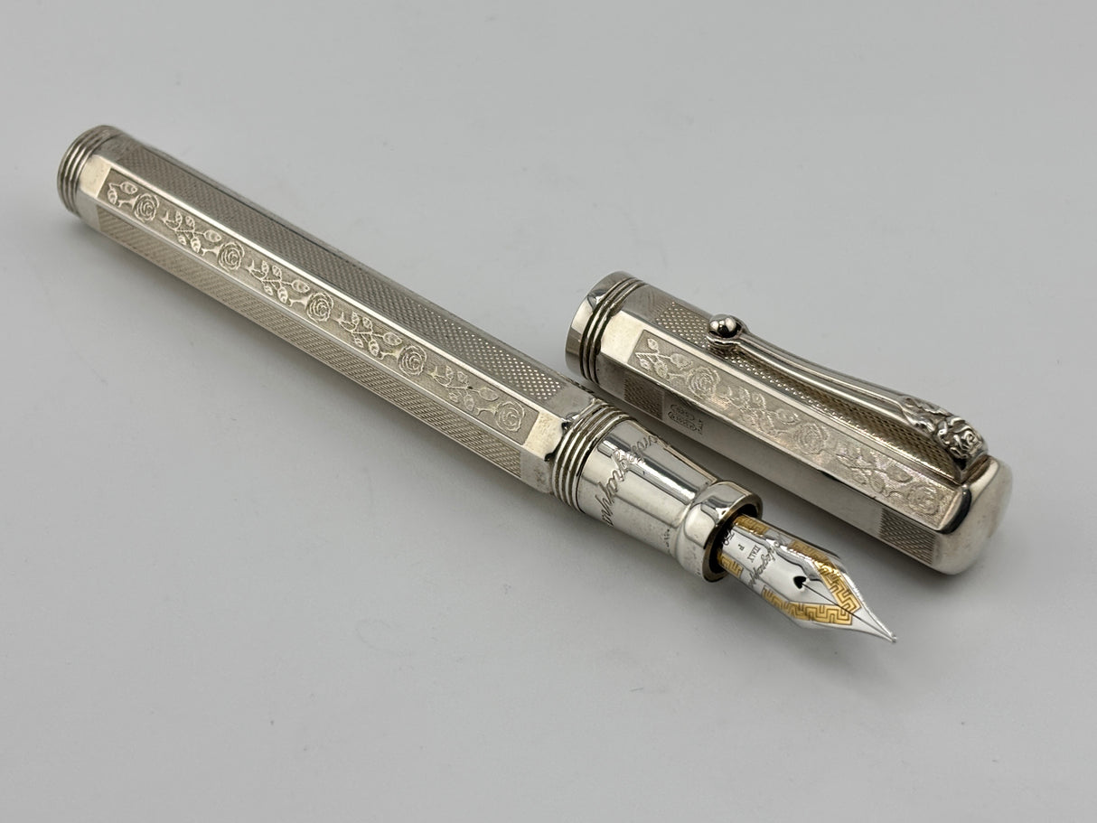 Montegrappa  War of the Roses York Special Edition Faceted .925 Sterling Silver  Fountain Pen - Fine 18kt Gold Nib