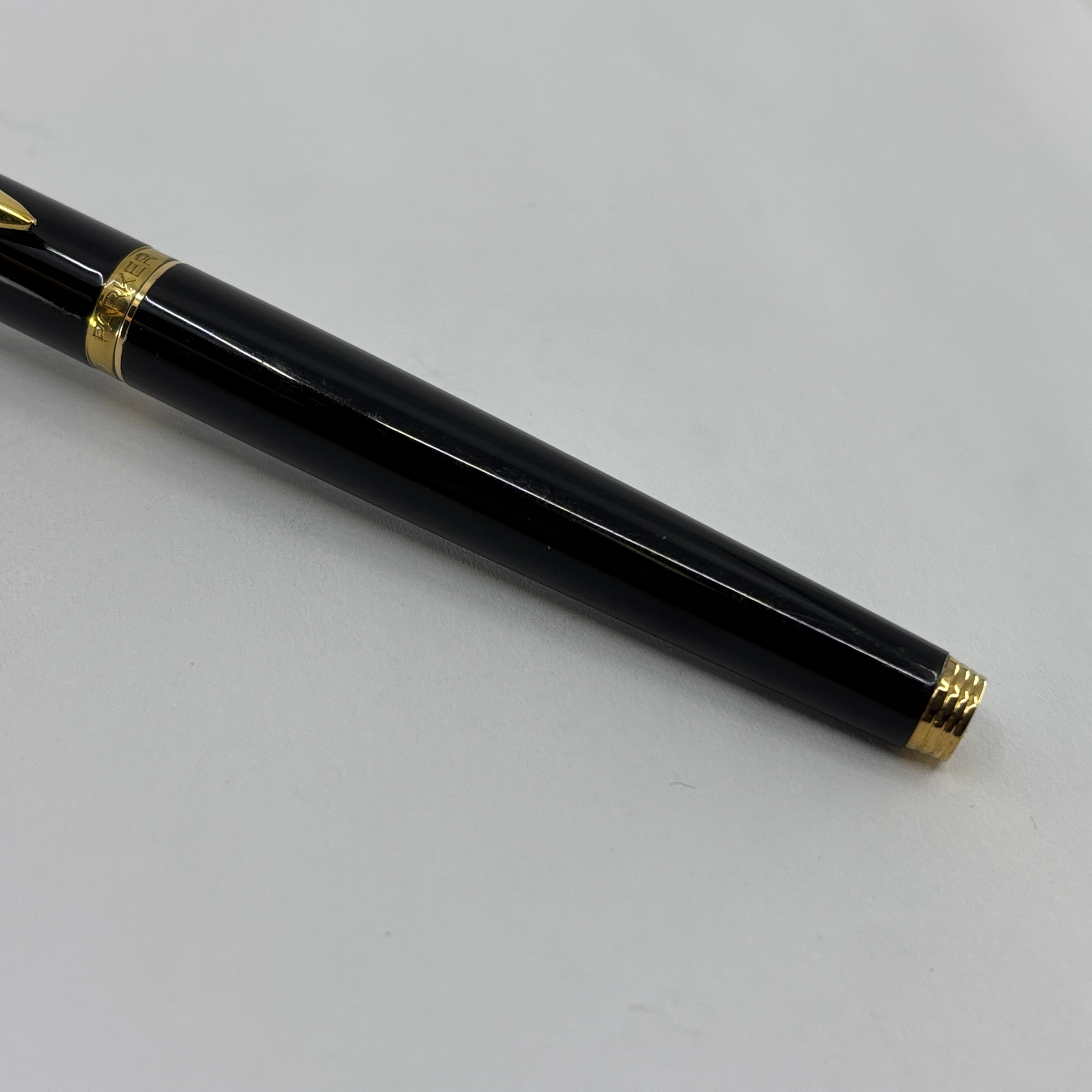 Parker 75 black lacquer gold trim Broad Nib - Original converter