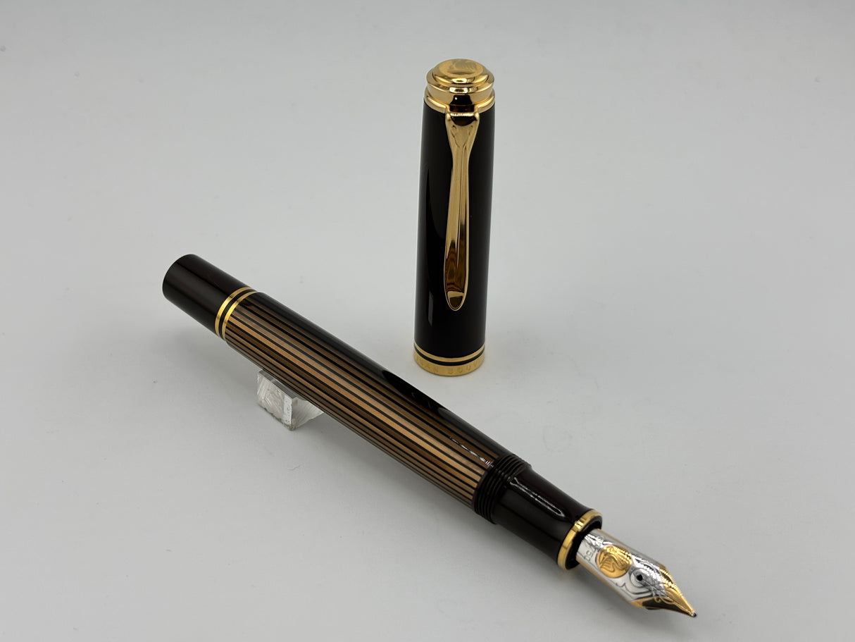 Pelikan M800  Brown  Striped Barrel/Solid Brown Cap  Fountain Pen - Medium 18kt Gold Nib