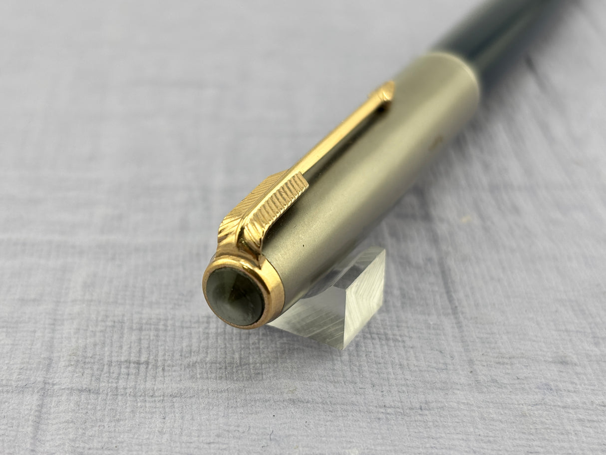 Parker 51 Navy Blue Chrome Cap Aerometric -  Fountain Pen