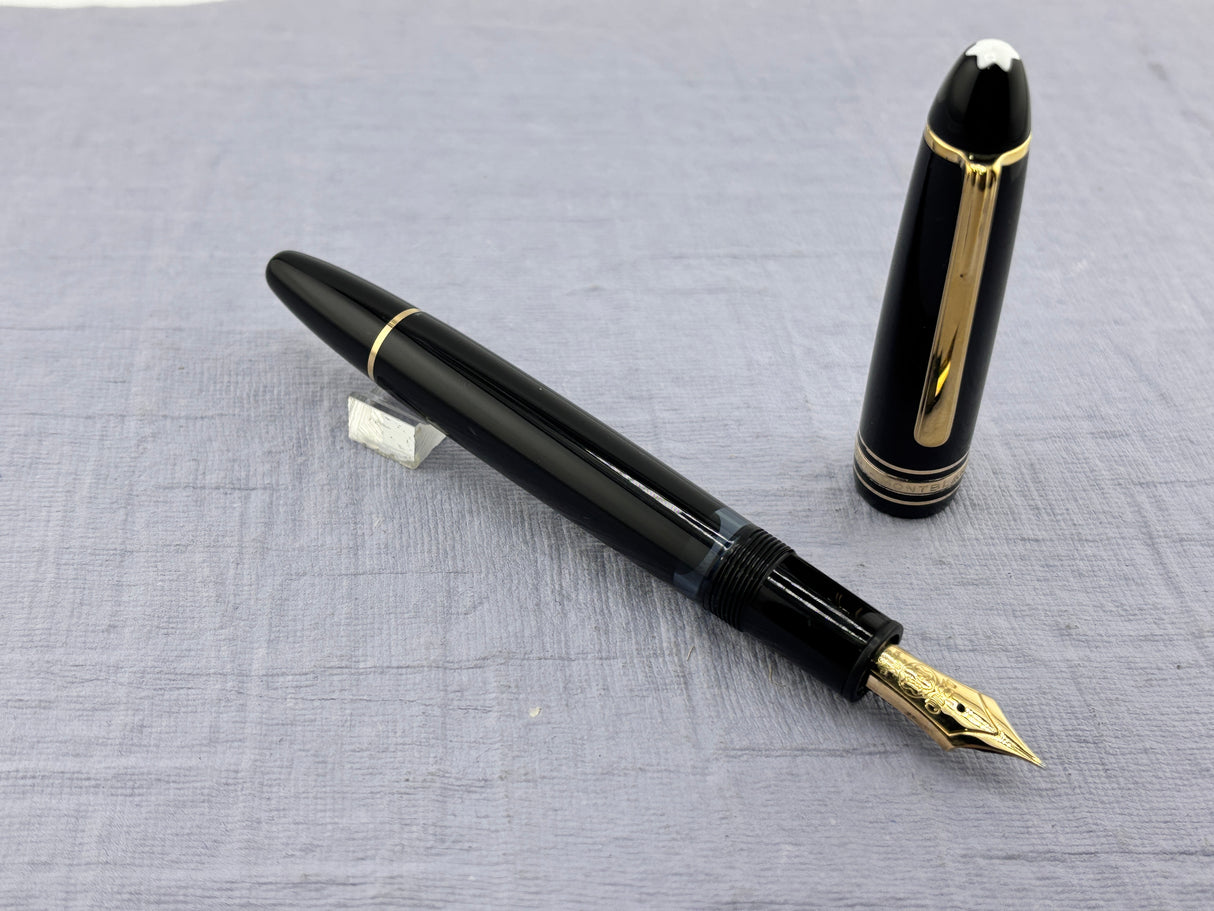 Montblanc 146 circa 1970  Excellent Medium Nib gold 14K585